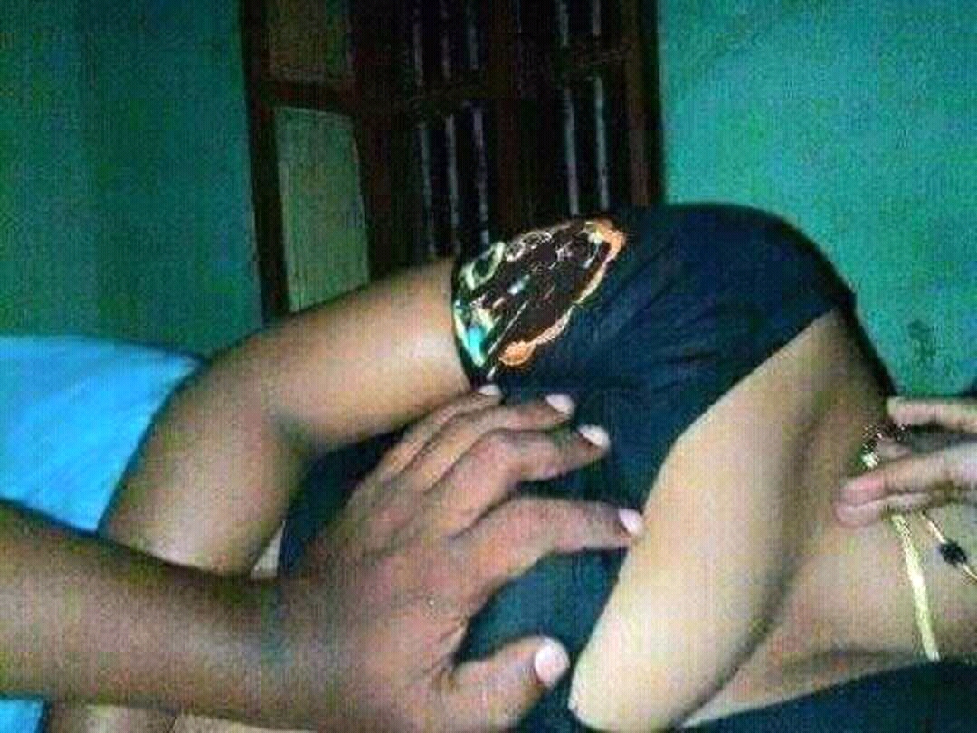 Indian ladies pictures leaked in Internet showing ass and boobs pressed in sleep photo